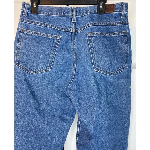 LL Bean Men's Blue Denim Jeans 33x30 Natural Fit Straight Leg - Picture 9 of 12